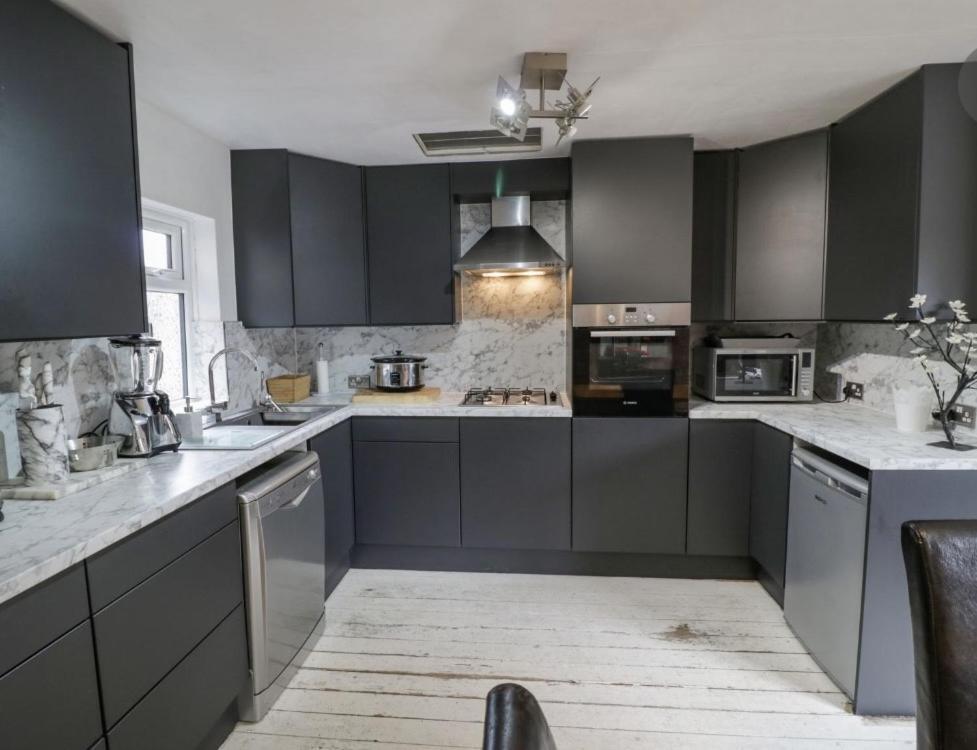 Lovely Comfortable 3 Bed Home, Worcester Extérieur photo
