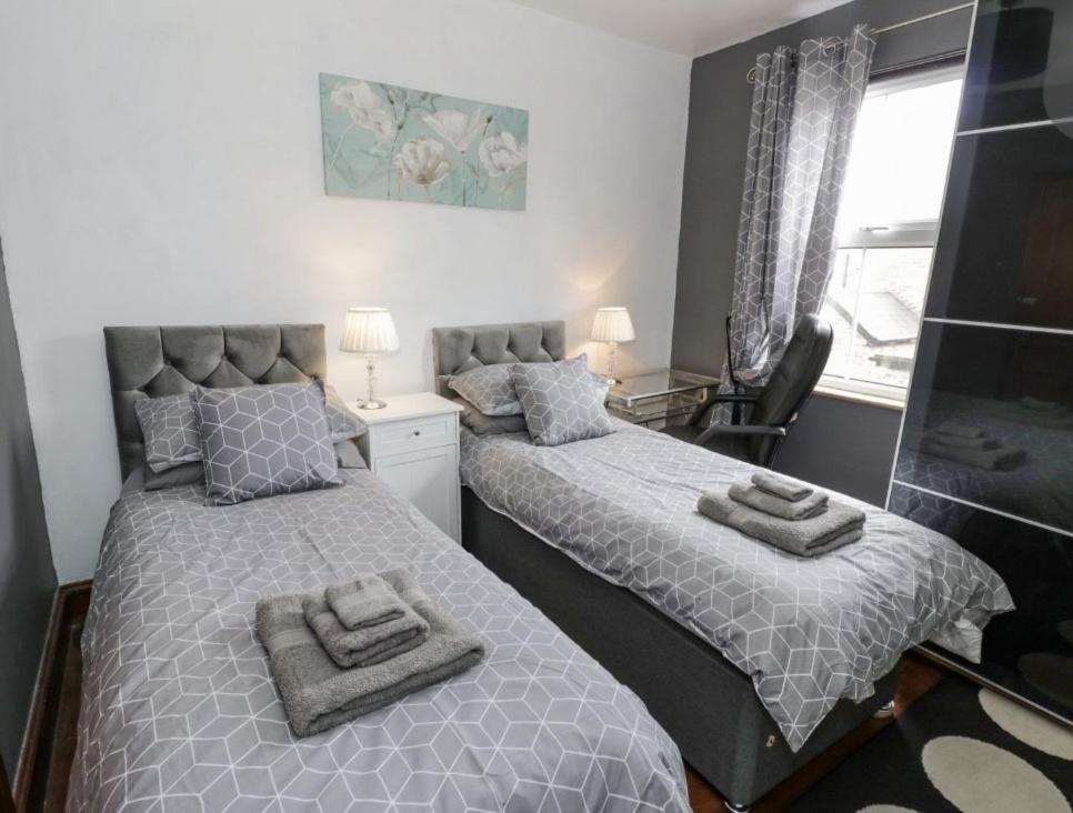 Lovely Comfortable 3 Bed Home, Worcester Extérieur photo