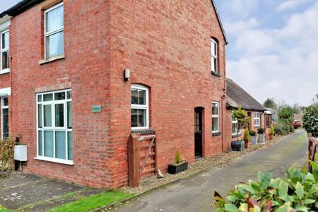 Lovely Comfortable 3 Bed Home, Worcester Extérieur photo